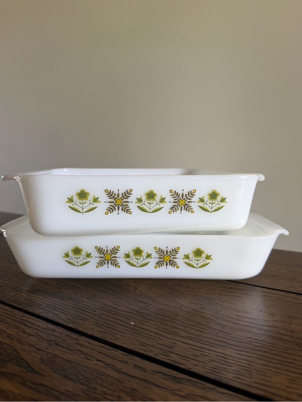 Vintage Fire-King Meadow‎ Green Milk Glass Baking Dish 1.5 Qt Casserole And Loaf